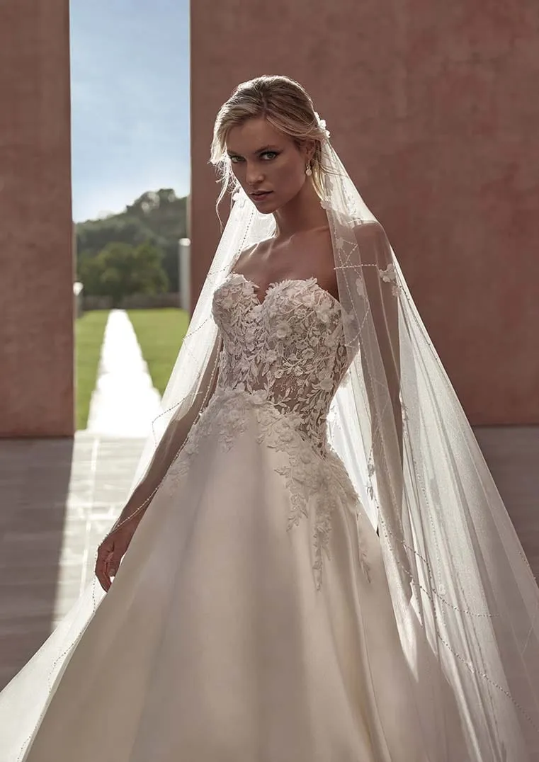 Pronovias: Floridia