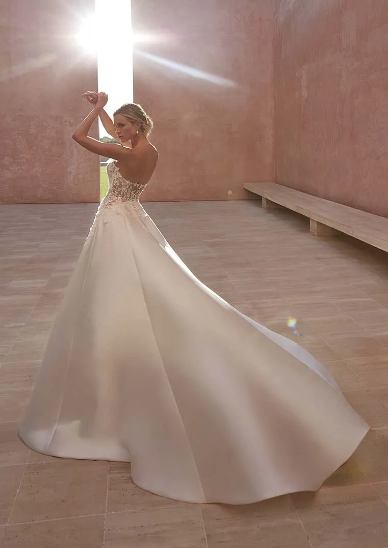 Pronovias: Floridia