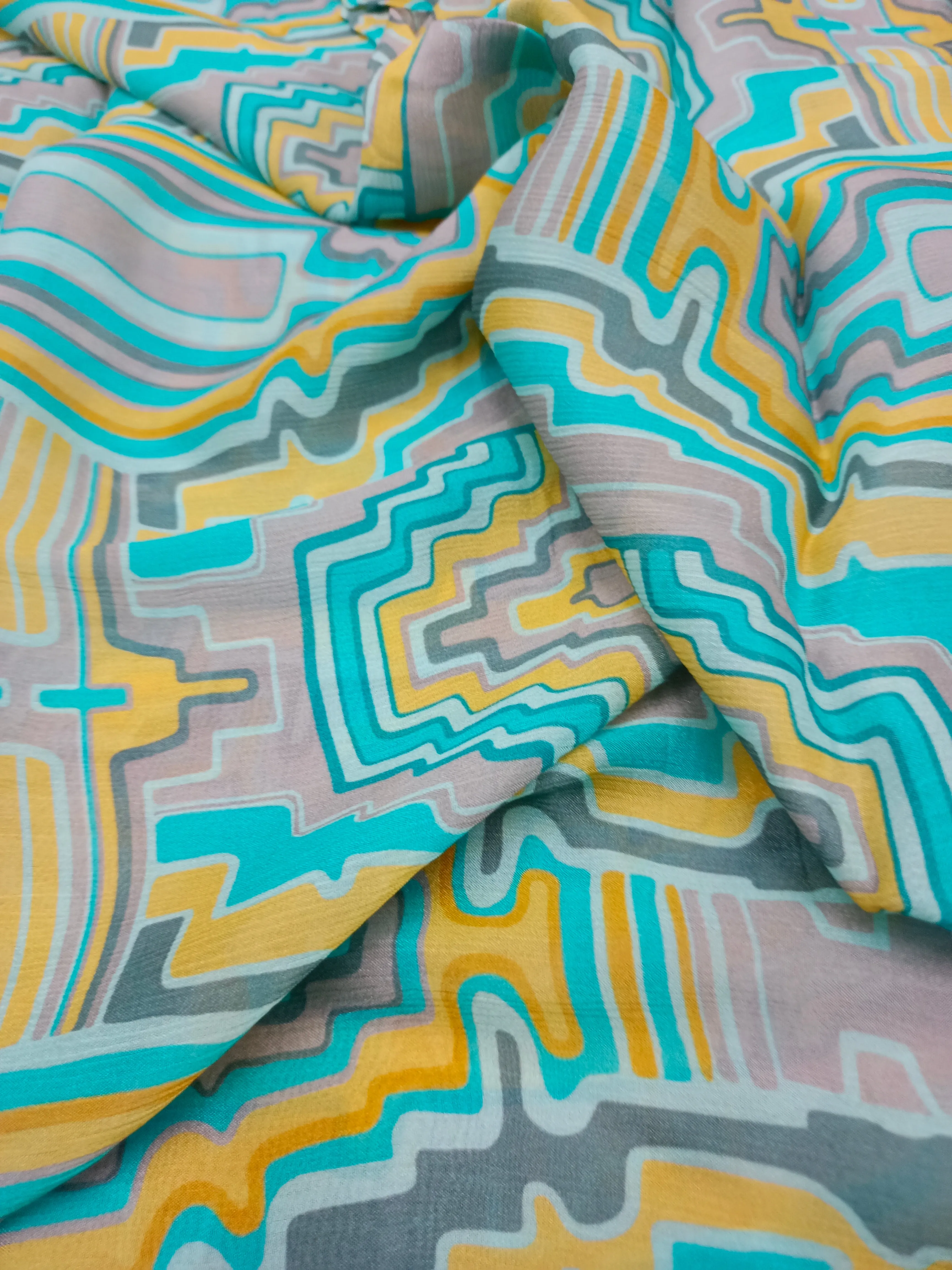 Pure Crushed Chiffon Chinon Digital Printed Fabric