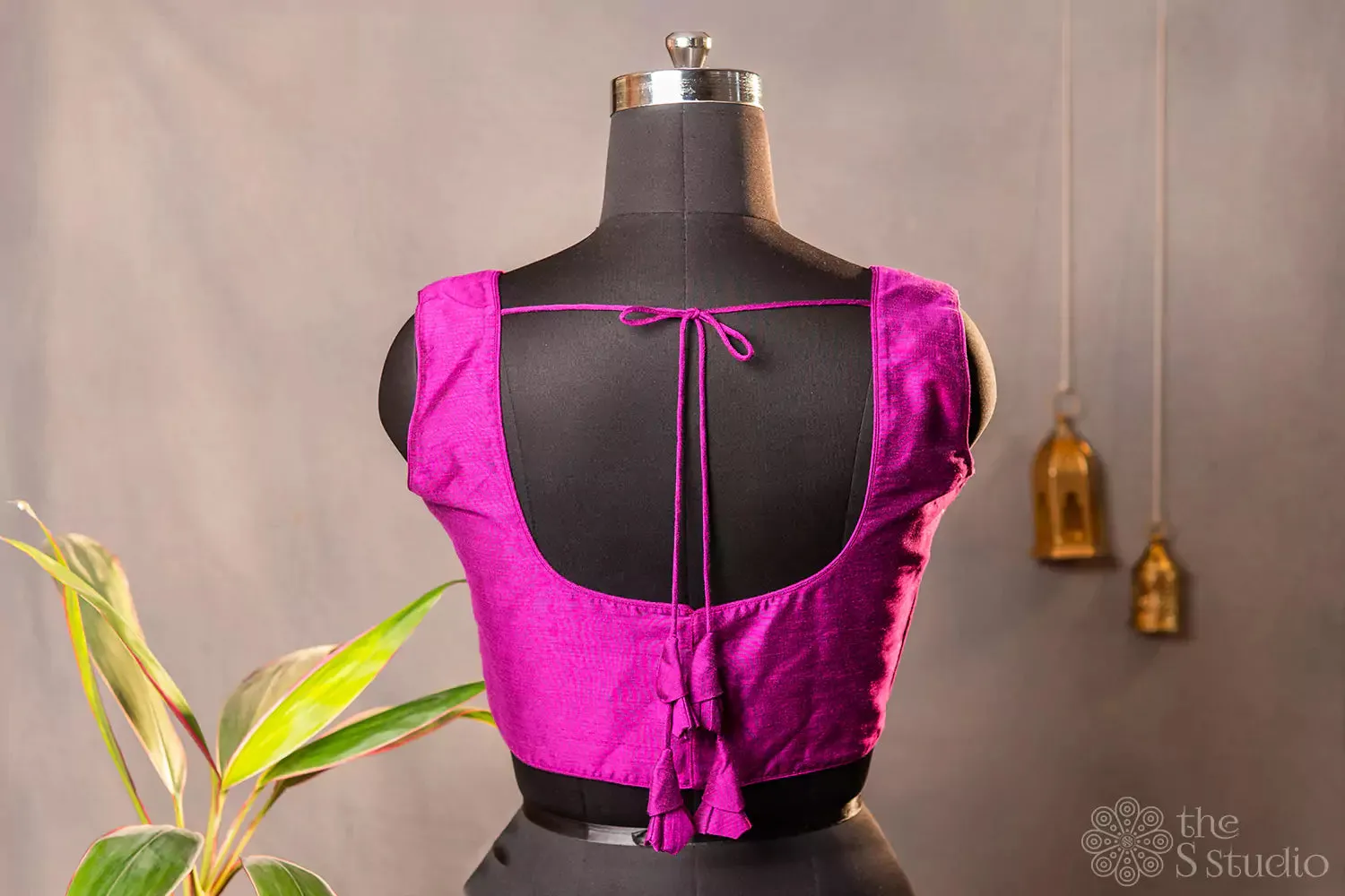 Purple sleeveless cotton readymade blouse