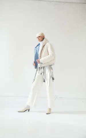 REVERSIBLE SUSTAINABLE DOWN SHORT COAT