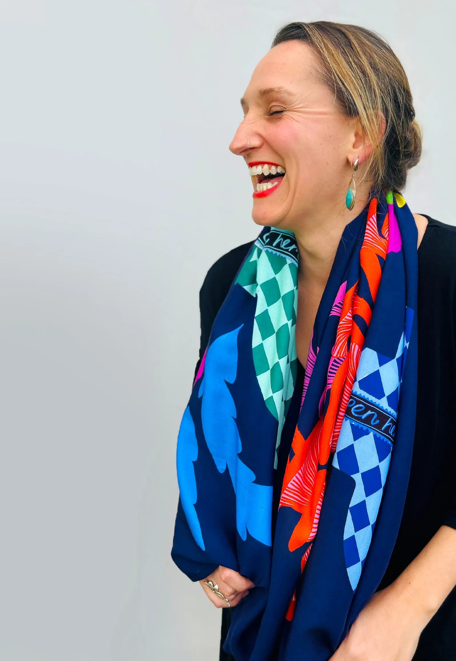 Royal Euphoria Vase Scarf/Sarong
