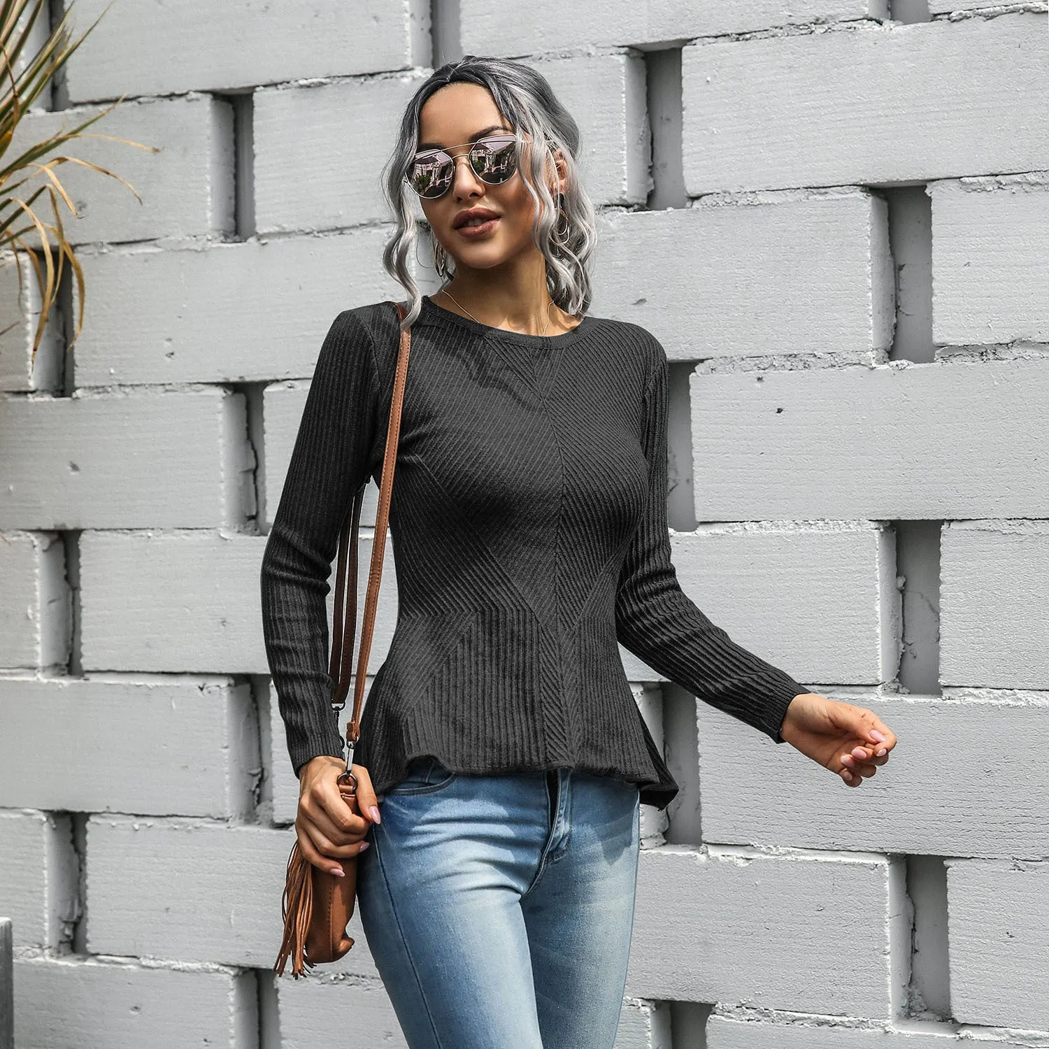 Ruffled Knit Slim-type Round Neck Sweaters