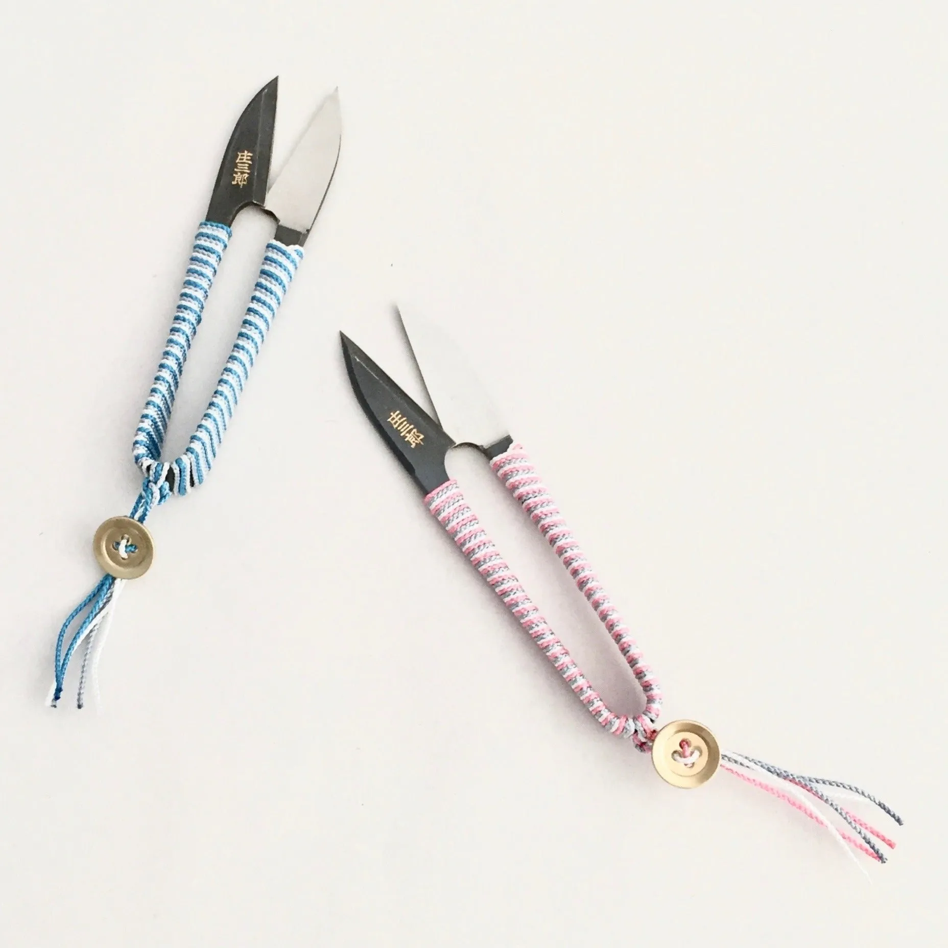 Silk Braid Snips