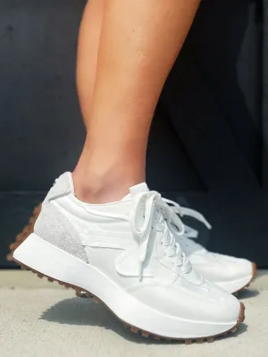 Steve Madden Campo Sneakers In White