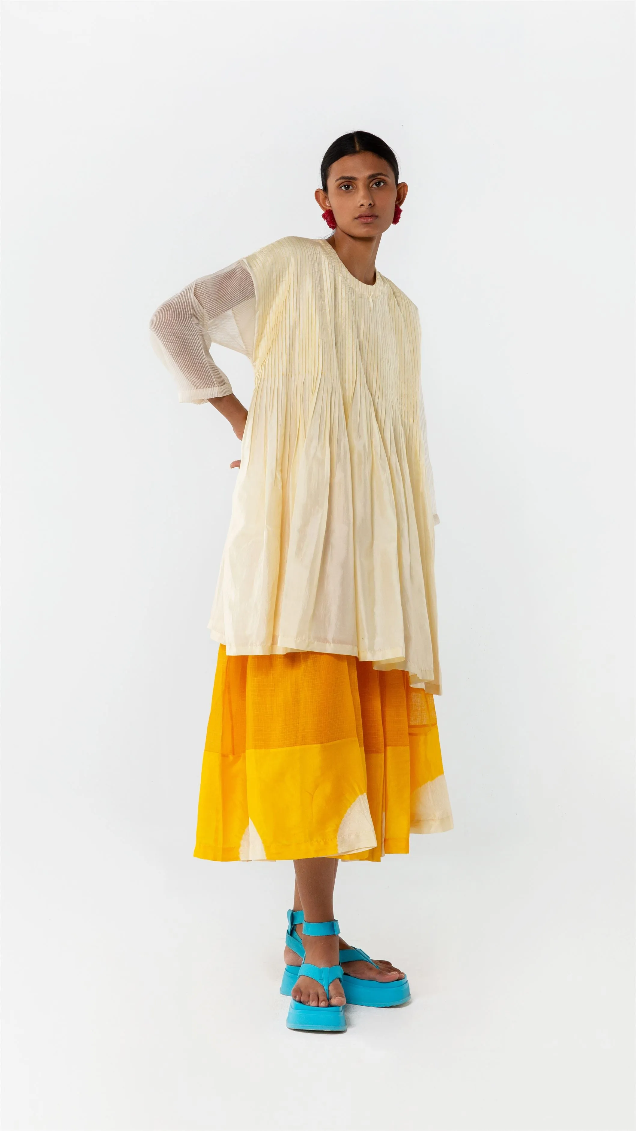 Studio Medium   I   Shibori Sauvignon CHORD KURTA - YELLOWPOL 66