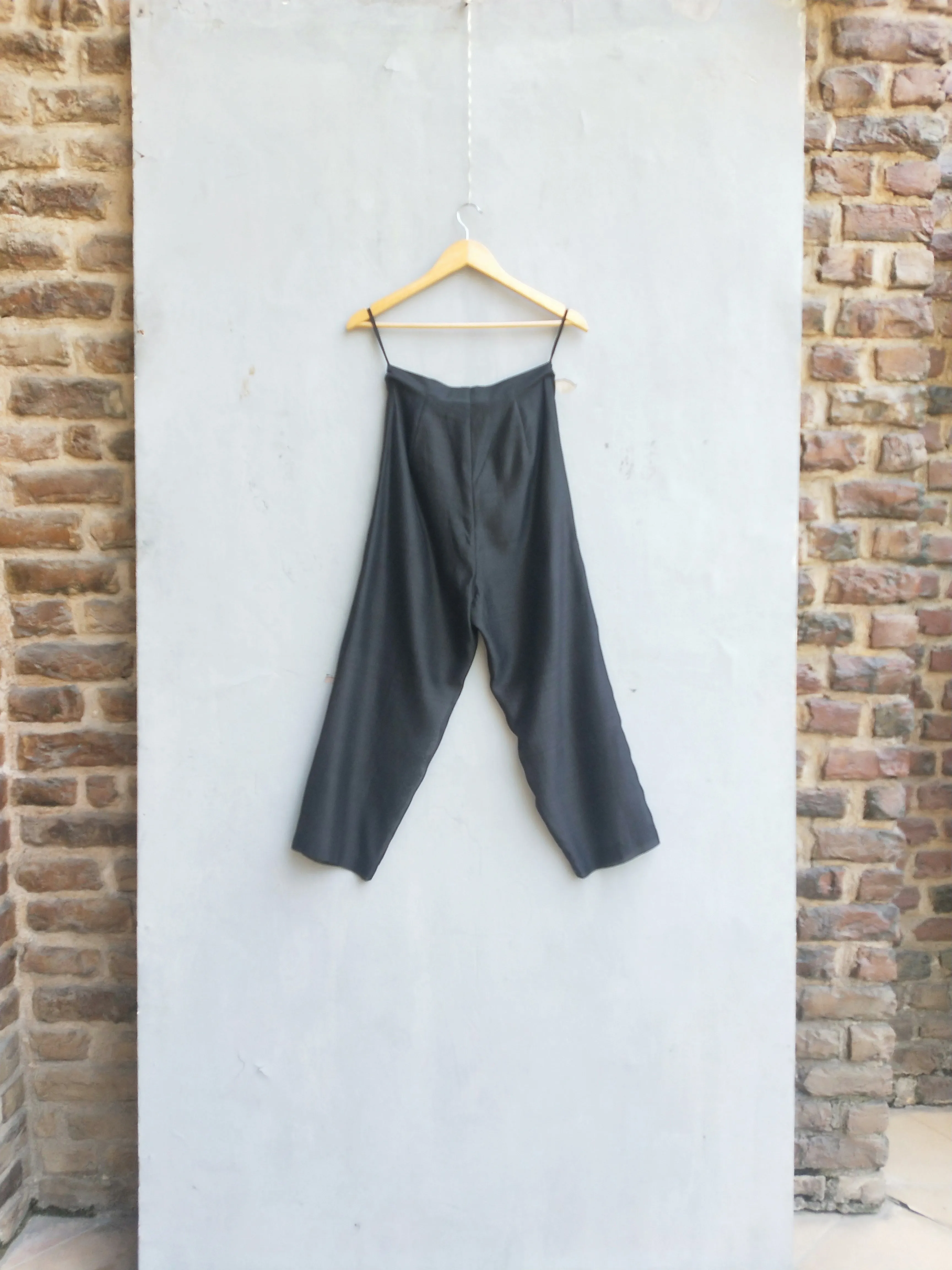 Summer Pants Alpha Chanderi Silk Cotton Fashion Edit Kai-34 Urvashi Kaur