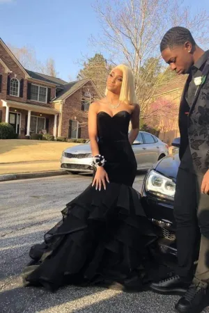 Sweetheart Strapless Ruffled Tulle Black Mermaid Prom Dresses