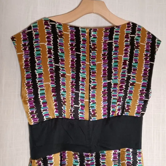Trina Turk Silk Gold Geometric Print Sleeveless Sheath Dress Size 6
