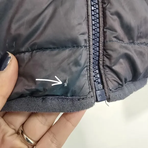 Tumi Core Pax Nylon Puffer Jacket in Chameleon green 80% down 20% feathers