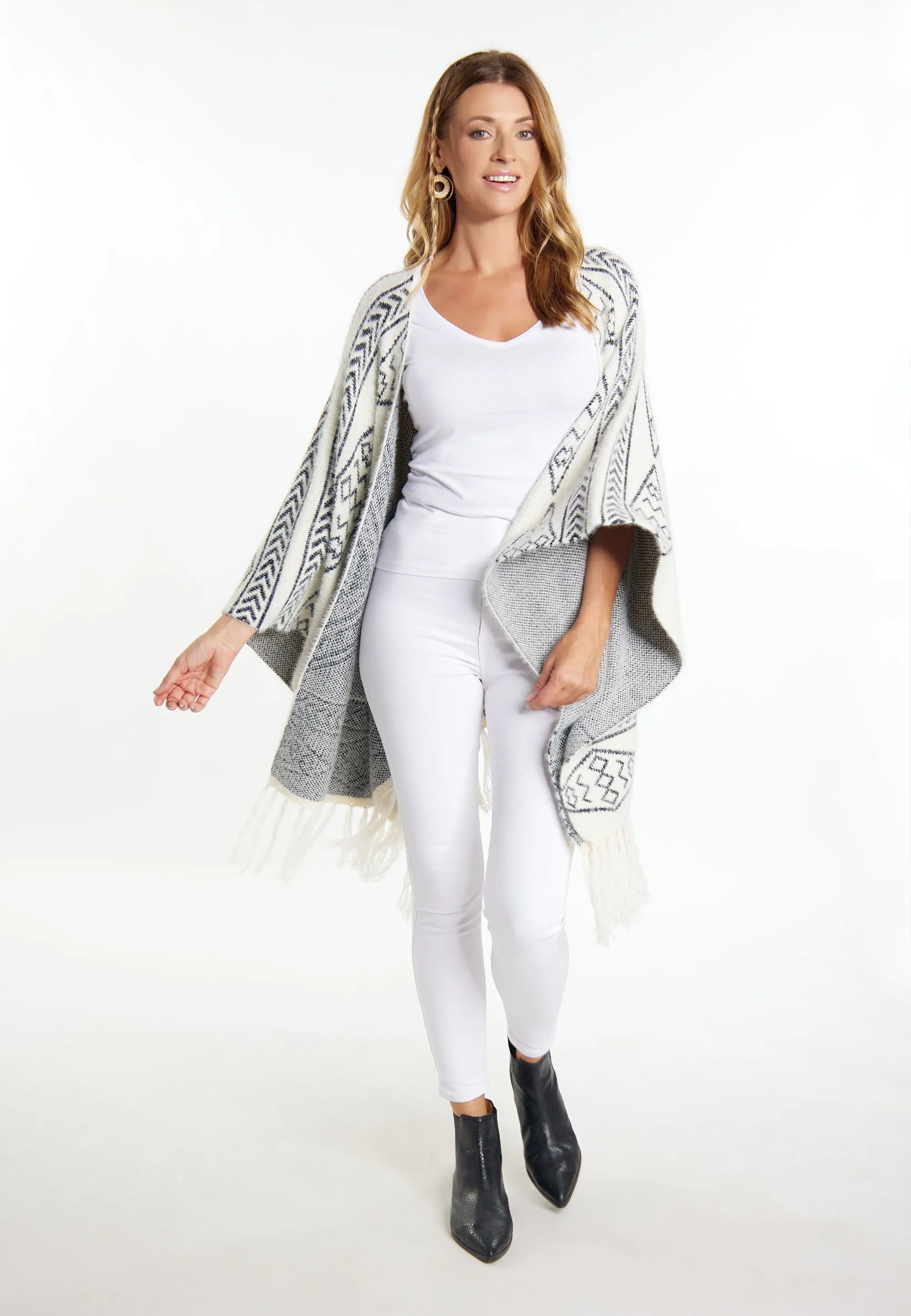 usha FESTIVAL Women's Knit Poncho