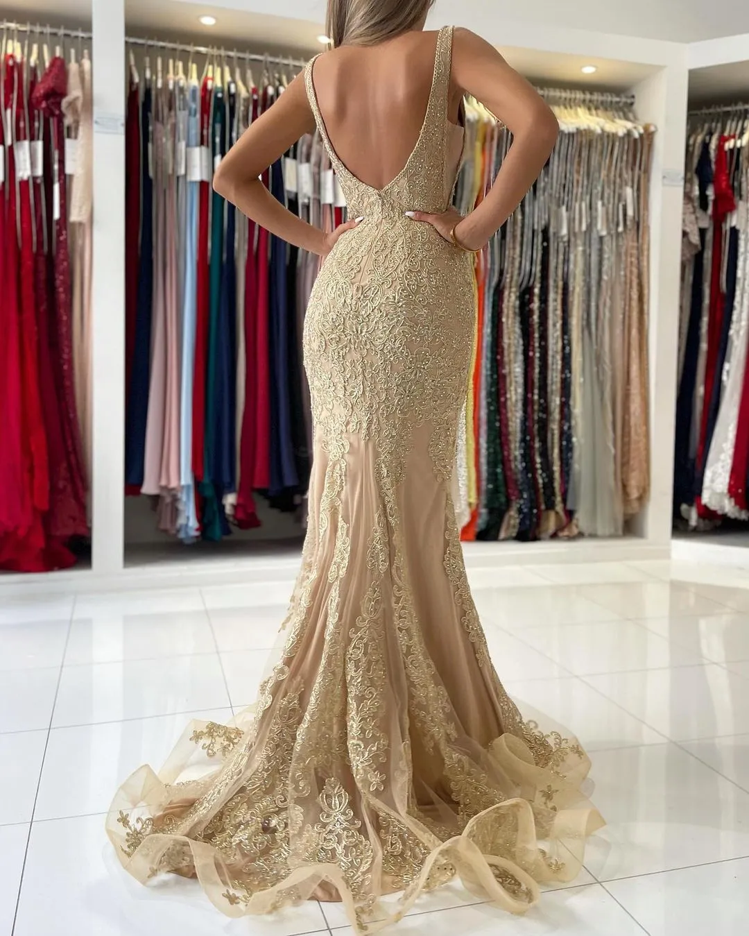V-Neck Sleeveless Mermaid Evening Dress With Gold Appliques