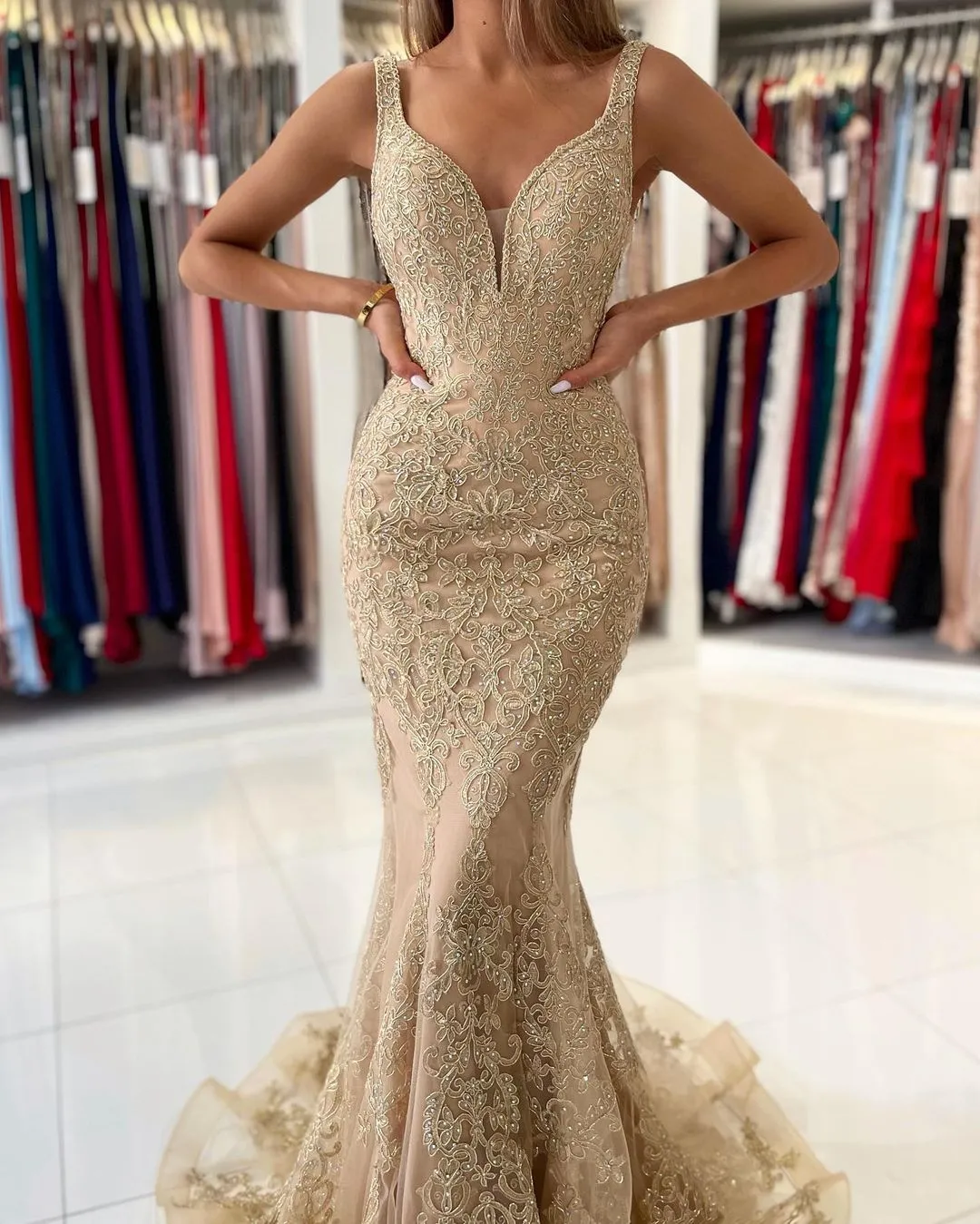 V-Neck Sleeveless Mermaid Evening Dress With Gold Appliques