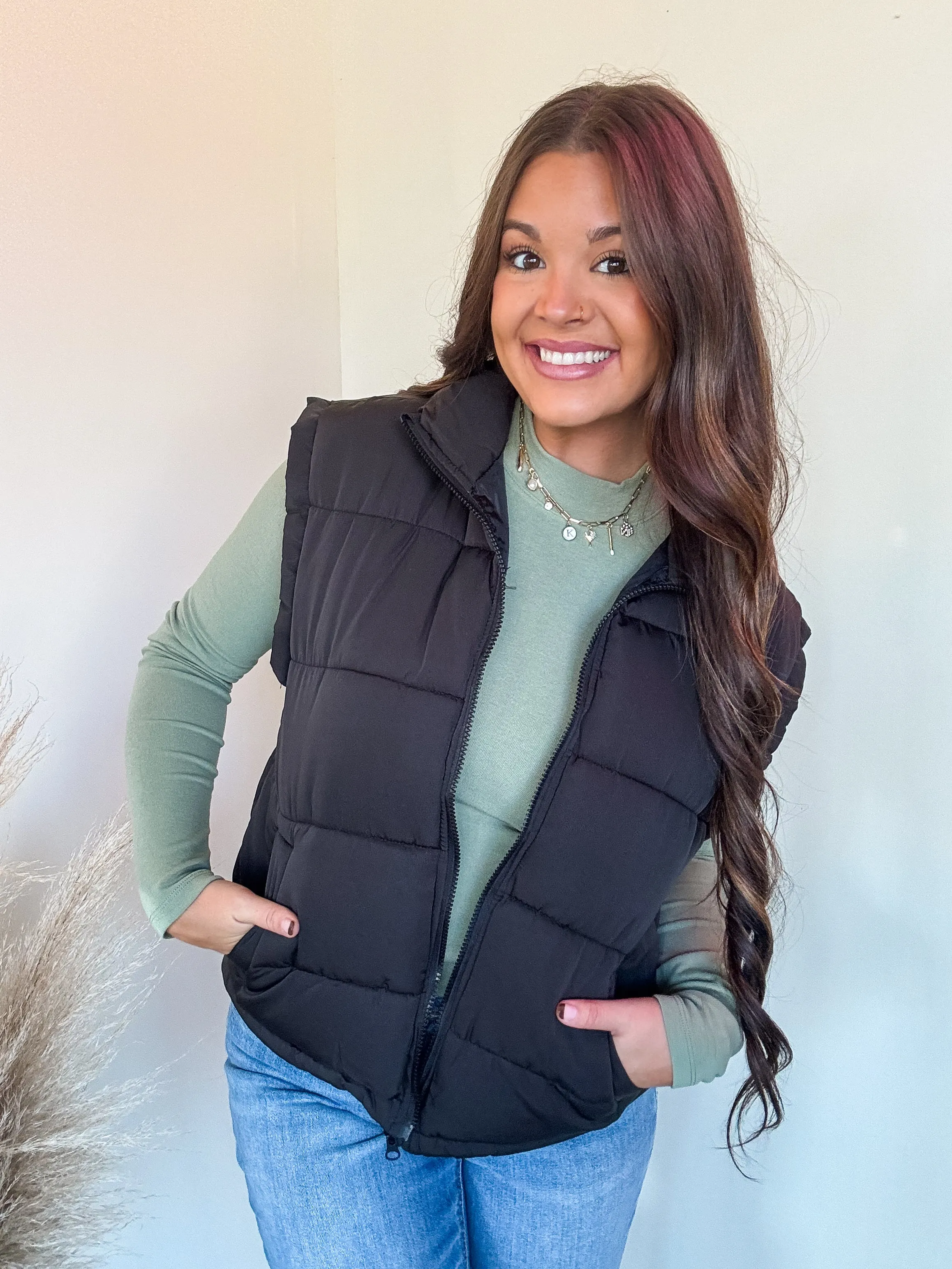 WIND DOWN PUFFER VEST-BLACK