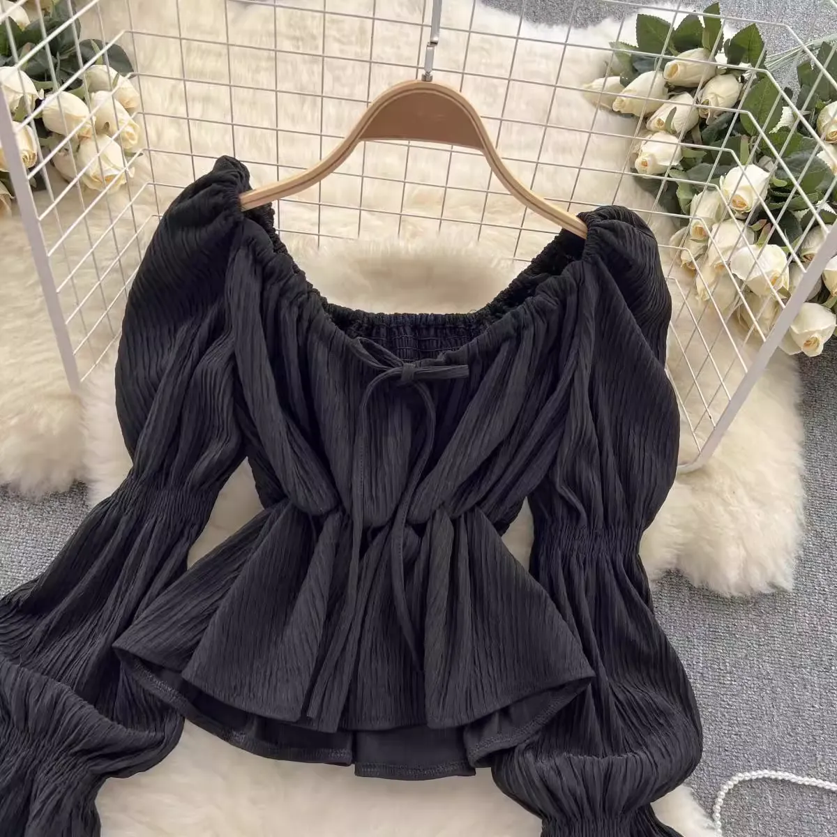 Women's puff sleeve blouses